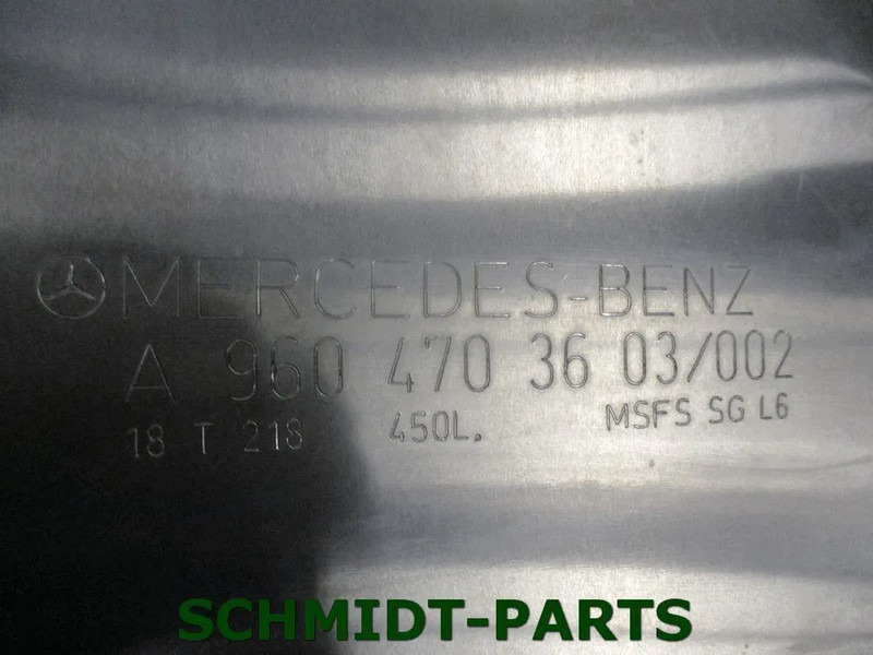 Mercedes-Benz A 960 470 36 03 DIESELTANK NIEUWE 10 X OP VOORRAAD MERCEDES ACTROS - Bränsletank för Lastbil: bild 2 Mercedes-Benz A 960 470 36 03 DIESELTANK NIEUWE 10 X OP VOORRAAD MERCEDES ACTROS - Bränsletank för Lastbil: bild 2
