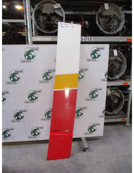 Mercedes-Benz A 960 790 01 44 MERCEDES BENZ 1845 PM 4 Zij Spoiler Links - Hytt och interiör för Lastbil: bild 3 Mercedes-Benz A 960 790 01 44 MERCEDES BENZ 1845 PM 4 Zij Spoiler Links - Hytt och interiör för Lastbil: bild 3