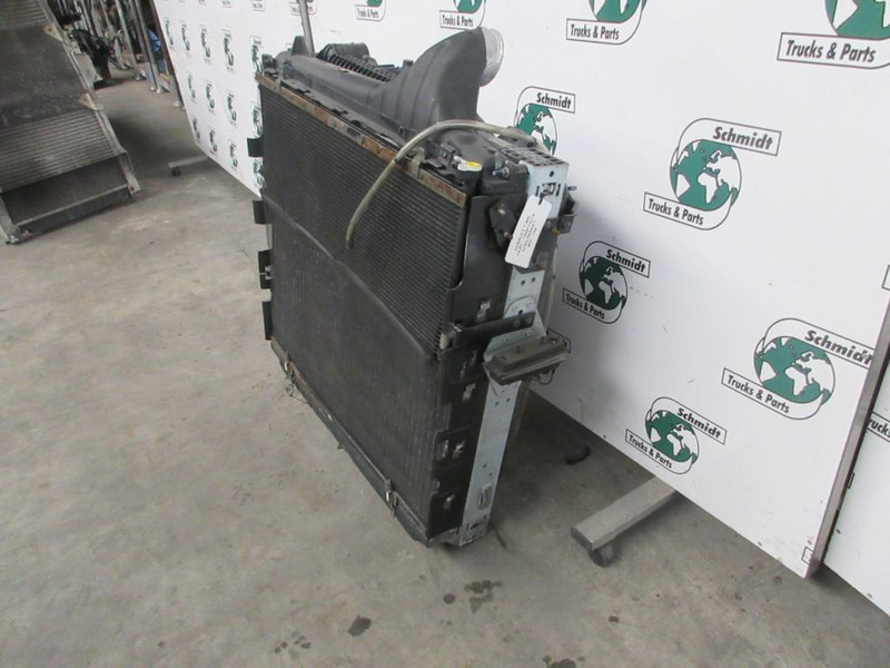 Renault 7422174115 RADIATEUR RENAULT T 460 EURO 6 - Kylare för Lastbil: bild 5 Renault 7422174115 RADIATEUR RENAULT T 460 EURO 6 - Kylare för Lastbil: bild 5