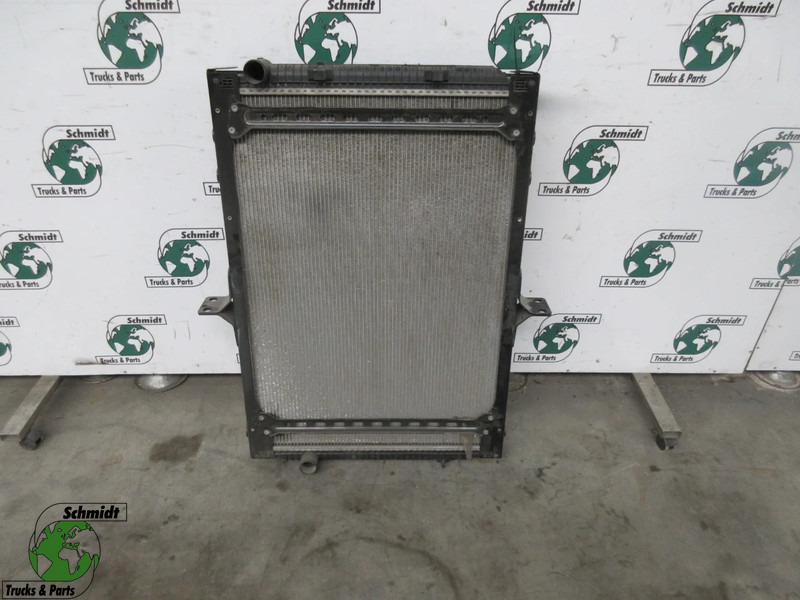 Renault PREMIUM 7421699253 RADIATEUR HELA 8MK 376 745- 151 - Kylare för Lastbil: bild 1 Renault PREMIUM 7421699253 RADIATEUR HELA 8MK 376 745- 151 - Kylare för Lastbil: bild 1