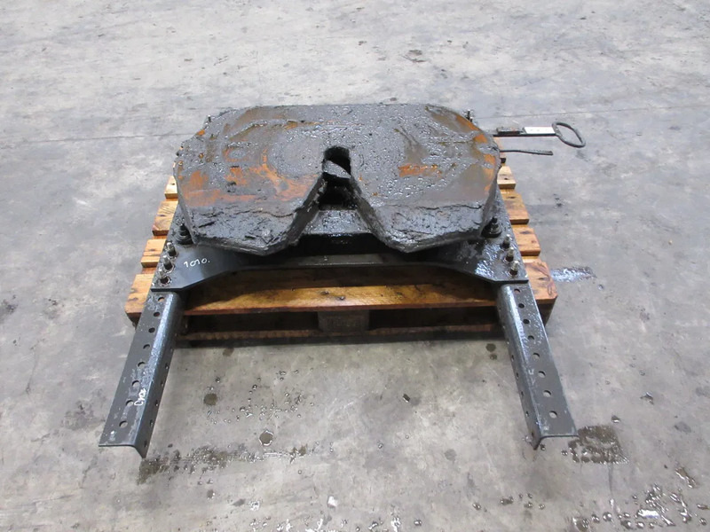 SAF G50-X D152.3 U20.0 SK-S 36.20 G50-X D152.3 U20.0 SK-S 36.20 VOLVO FH 460 EURO 6 MODEL 2021 - Vändskivekoppling för Lastbil: bild 3 SAF G50-X D152.3 U20.0 SK-S 36.20 G50-X D152.3 U20.0 SK-S 36.20 VOLVO FH 460 EURO 6 MODEL 2021 - Vändskivekoppling för Lastbil: bild 3