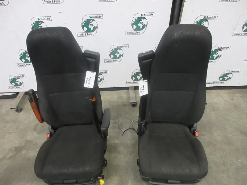 Scania 2421529 // 2421531 STOELEN SET SCANIA P 410 NGS MODEL 2020 - Säte för Lastbil: bild 2 Scania 2421529 // 2421531 STOELEN SET SCANIA P 410 NGS MODEL 2020 - Säte för Lastbil: bild 2