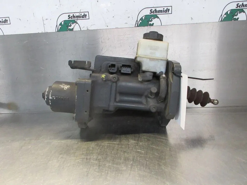 Scania 3136620 // 3072632 // 575120 // 575130 // 574995 KOPLINGSPOMP SCANIA NGS 2022 - Koppling och reservdelar för Lastbil: bild 3 Scania 3136620 // 3072632 // 575120 // 575130 // 574995 KOPLINGSPOMP SCANIA NGS 2022 - Koppling och reservdelar för Lastbil: bild 3