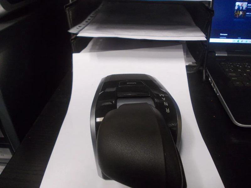 Volvo 22719325 // 21391097 SCHAKELMODULEN VOLVO FM 4 MODEL 2023 - Elektriskt system för Lastbil: bild 3 Volvo 22719325 // 21391097 SCHAKELMODULEN VOLVO FM 4 MODEL 2023 - Elektriskt system för Lastbil: bild 3