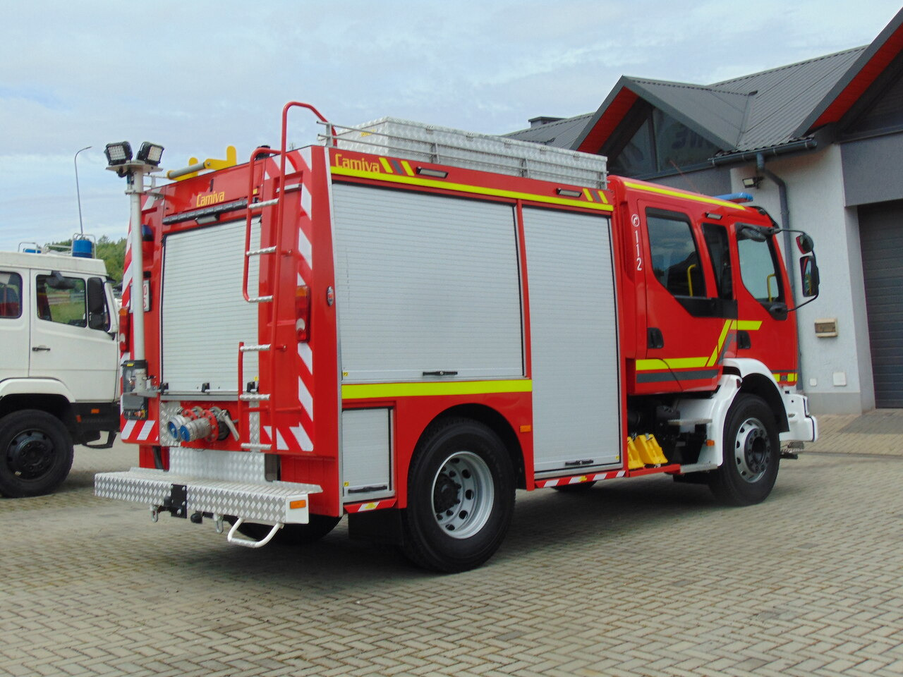 RENAULT Midlum 270dCi Camiva - Släck/ Räddningsvagn: bild 4 RENAULT Midlum 270dCi Camiva - Släck/ Räddningsvagn: bild 4