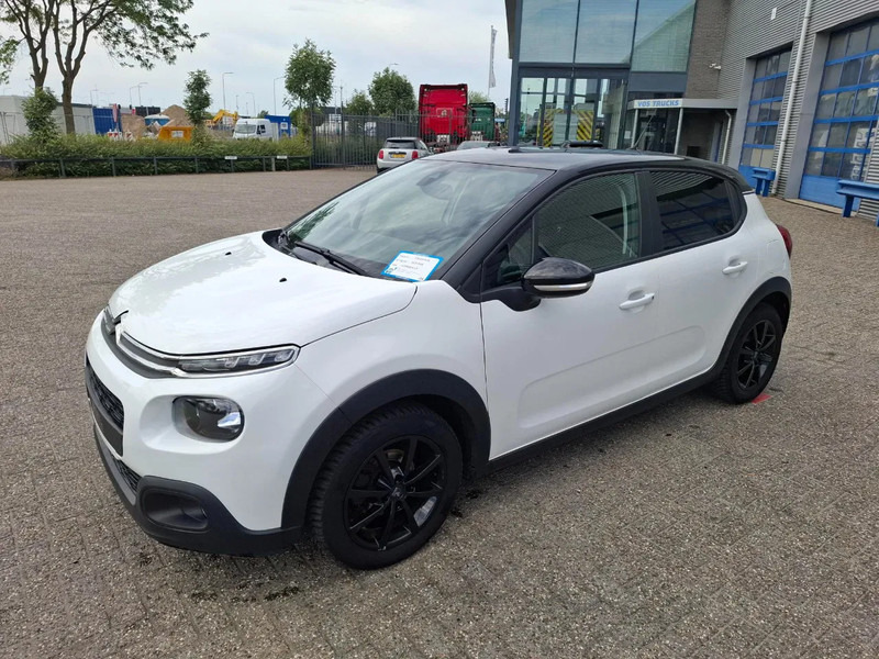 Citroën C3 C3 / NAVI / AIRCO / TEMPOMAAT / LINE DETECTION / PARKSENSORS / DAB RADIO / 120345 KM / EX BPM / MANUAL / 2020 - Hatchback/ Halvkombi: bild 1 Citroën C3 C3 / NAVI / AIRCO / TEMPOMAAT / LINE DETECTION / PARKSENSORS / DAB RADIO / 120345 KM / EX BPM / MANUAL / 2020 - Hatchback/ Halvkombi: bild 1