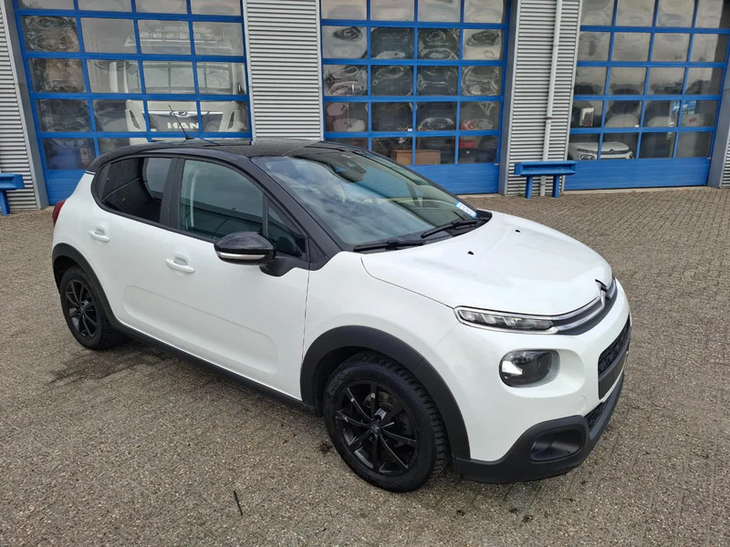 Citroën C3 C3 / NAVI / AIRCO / TEMPOMAAT / LINE DETECTION / PARKSENSORS / DAB RADIO / 120345 KM / EX BPM / MANUAL / 2020 - Hatchback/ Halvkombi: bild 2 Citroën C3 C3 / NAVI / AIRCO / TEMPOMAAT / LINE DETECTION / PARKSENSORS / DAB RADIO / 120345 KM / EX BPM / MANUAL / 2020 - Hatchback/ Halvkombi: bild 2