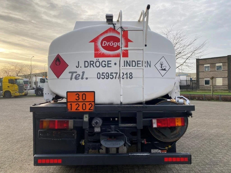 DAF 65CF-240 / FULL STEEL / POMP / 3 COMPARTIMENTS / 8350 LITER / ONLY:25969 KM / EURO-2 / MANUAL / GOOD CONDITION - Tankbil: bild 4 DAF 65CF-240 / FULL STEEL / POMP / 3 COMPARTIMENTS / 8350 LITER / ONLY:25969 KM / EURO-2 / MANUAL / GOOD CONDITION - Tankbil: bild 4