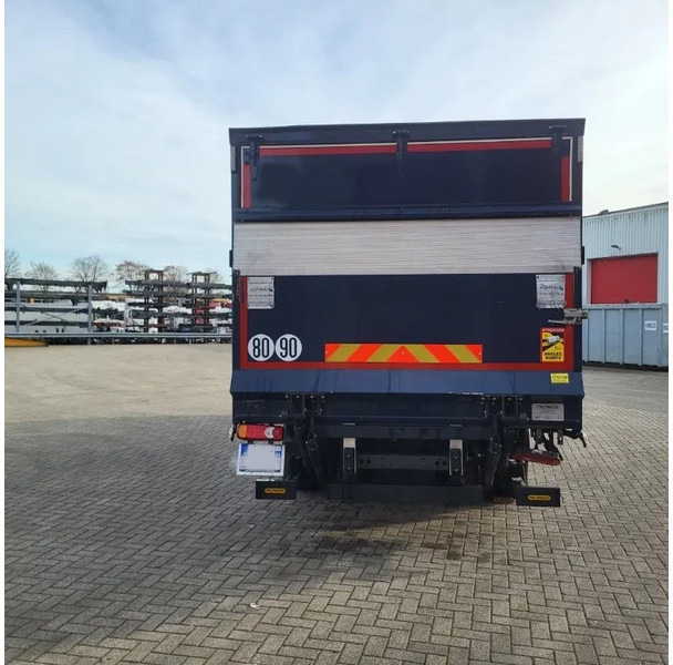DAF LF 210 / ENGINE RUNNING / ONLY:120371 KM / PLATFORM:1000 KG / LWDS / AIRCO / AUTOMATIC / EURO-6 / 2022 - Lastbil med skåp: bild 5 DAF LF 210 / ENGINE RUNNING / ONLY:120371 KM / PLATFORM:1000 KG / LWDS / AIRCO / AUTOMATIC / EURO-6 / 2022 - Lastbil med skåp: bild 5