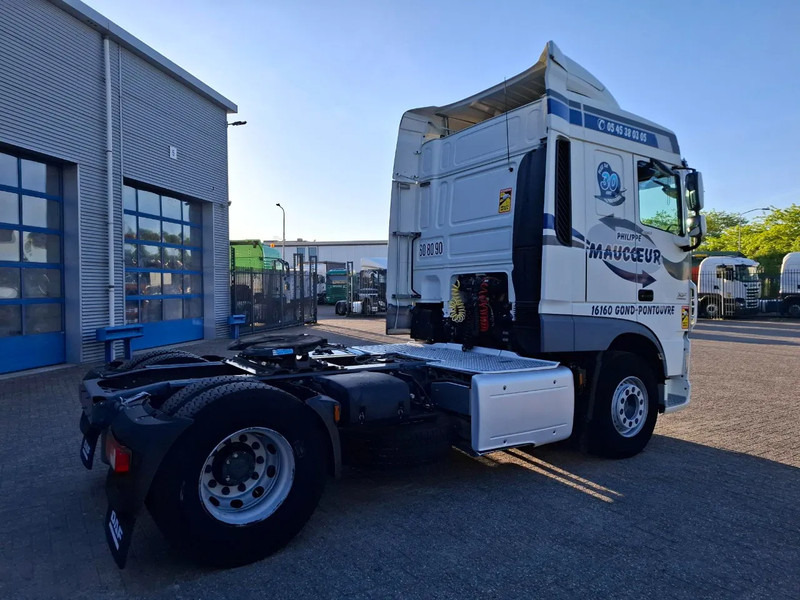 DAF XF106-460 / INTARDER / DEB / MANUAL / AIRCO / CLEAN TRUCK / EURO-6 / 2014 - Dragbil: bild 5 DAF XF106-460 / INTARDER / DEB / MANUAL / AIRCO / CLEAN TRUCK / EURO-6 / 2014 - Dragbil: bild 5