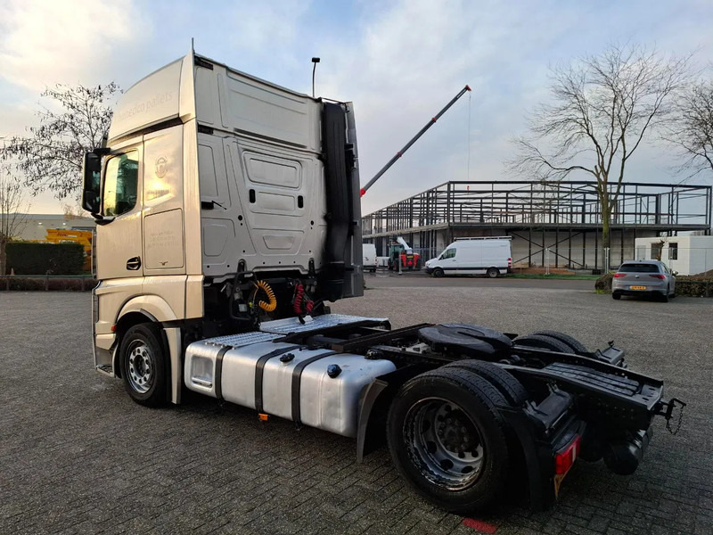 Mercedes-Benz Actros 1842 / NL TRUCK / MEGA / TUV:12-02-2026 / GIGASPACE / ONLY:526303 KM / SMART TACHO / AUTOMATIC / EURO-6 / 2012 - Dragbil: bild 3 Mercedes-Benz Actros 1842 / NL TRUCK / MEGA / TUV:12-02-2026 / GIGASPACE / ONLY:526303 KM / SMART TACHO / AUTOMATIC / EURO-6 / 2012 - Dragbil: bild 3