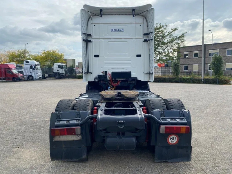 Scania 164-480 / RETARDER / TOPLINE / AUTOMATIC / EURO-3 / 2000 - Dragbil: bild 4 Scania 164-480 / RETARDER / TOPLINE / AUTOMATIC / EURO-3 / 2000 - Dragbil: bild 4