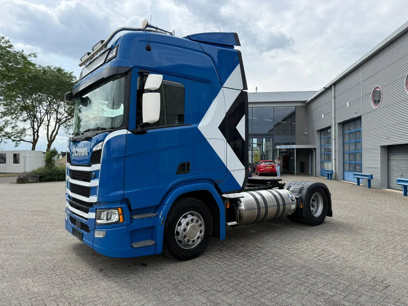 Scania NGS R410 / GERMAN TRUCK / RETARDER / LNG / ONLY: 619043 KM / I-PARKCOOL / LWDS / AUTOMATIC / EURO-6 / 2020 - Dragbil: bild 1 Scania NGS R410 / GERMAN TRUCK / RETARDER / LNG / ONLY: 619043 KM / I-PARKCOOL / LWDS / AUTOMATIC / EURO-6 / 2020 - Dragbil: bild 1