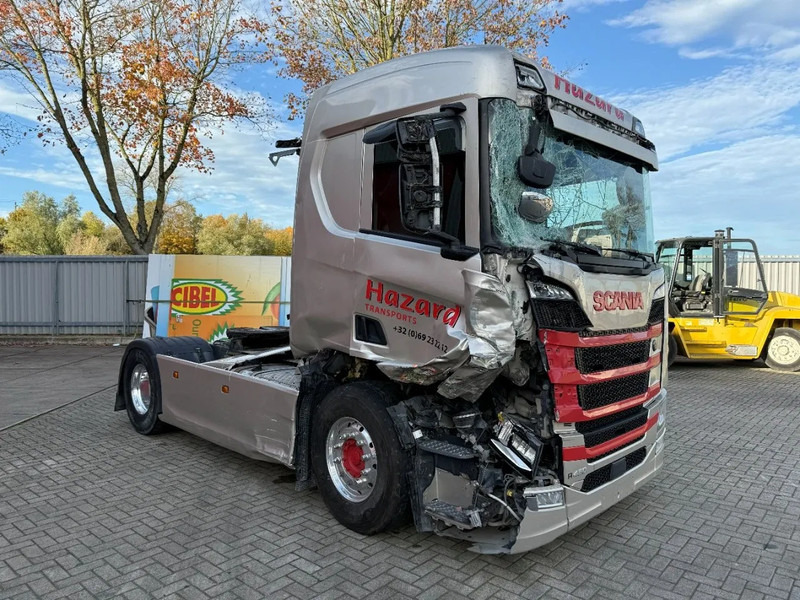 Scania NGS R450 / ENGINE RUNNING / RETARDER / HYDRAULICS / ONLY:565078 KM / FULL-AIR / ALCOA / LEATHER / EURO-6 / 2020 - Dragbil: bild 2 Scania NGS R450 / ENGINE RUNNING / RETARDER / HYDRAULICS / ONLY:565078 KM / FULL-AIR / ALCOA / LEATHER / EURO-6 / 2020 - Dragbil: bild 2
