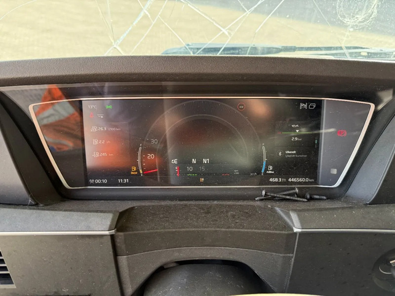 Dragbil Volvo FH5-460 / ENGINE RUNING / HYDRAULICS / I-SAVE / VEB+ / ONLY:446560 KM / DOUBLE TANK / LWDS / EURO-6 / 2021: bild 18 Dragbil Volvo FH5-460 / ENGINE RUNING / HYDRAULICS / I-SAVE / VEB+ / ONLY:446560 KM / DOUBLE TANK / LWDS / EURO-6 / 2021: bild 18