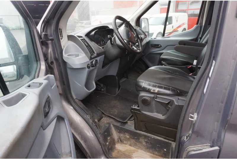 Ford Transit L4 / DOUBLE AIR REAR / ONLY:164649 KM / ENGINE IS LOOSE BUT DONT' START / MANUAL / EURO-6 / 2017 - Skåpbil: bild 5 Ford Transit L4 / DOUBLE AIR REAR / ONLY:164649 KM / ENGINE IS LOOSE BUT DONT' START / MANUAL / EURO-6 / 2017 - Skåpbil: bild 5