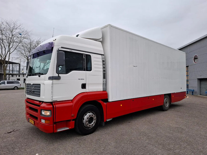 MAN TG310A / NL TRUCK / TUV:06-07-2026 / ONLY:249085 KM / SMART TACHO / 1SIDE OPEN / PLATFORM 2000 KG / AUTOMATIC / EURO-3 / 2002 - Lastbil med skåp: bild 1 MAN TG310A / NL TRUCK / TUV:06-07-2026 / ONLY:249085 KM / SMART TACHO / 1SIDE OPEN / PLATFORM 2000 KG / AUTOMATIC / EURO-3 / 2002 - Lastbil med skåp: bild 1