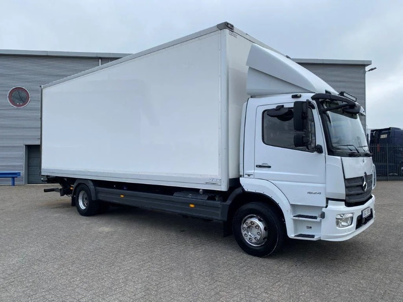 Mercedes-Benz ATEGO 1624 / AUTOMATIC / CLOSED BOX / SIDE DOORS / AIRCO / LWDS / FCW / EURO-6 / 2016 - Lastbil med skåp: bild 2 Mercedes-Benz ATEGO 1624 / AUTOMATIC / CLOSED BOX / SIDE DOORS / AIRCO / LWDS / FCW / EURO-6 / 2016 - Lastbil med skåp: bild 2
