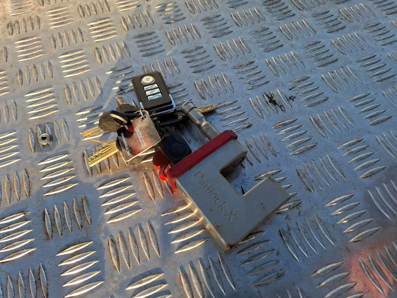 Leasa Niewiadow BR3 / 3X AL-KO 1200KG AXLES / 2XRAMP / GALVANIZED / CAR TRANSPORTER / NEW!!! / INCL LOCK / 2025 Niewiadow BR3 / 3X AL-KO 1200KG AXLES / 2XRAMP / GALVANIZED / CAR TRANSPORTER / NEW!!! / INCL LOCK / 2025: bild 20 Leasa Niewiadow BR3 / 3X AL-KO 1200KG AXLES / 2XRAMP / GALVANIZED / CAR TRANSPORTER / NEW!!! / INCL LOCK / 2025 Niewiadow BR3 / 3X AL-KO 1200KG AXLES / 2XRAMP / GALVANIZED / CAR TRANSPORTER / NEW!!! / INCL LOCK / 2025: bild 20