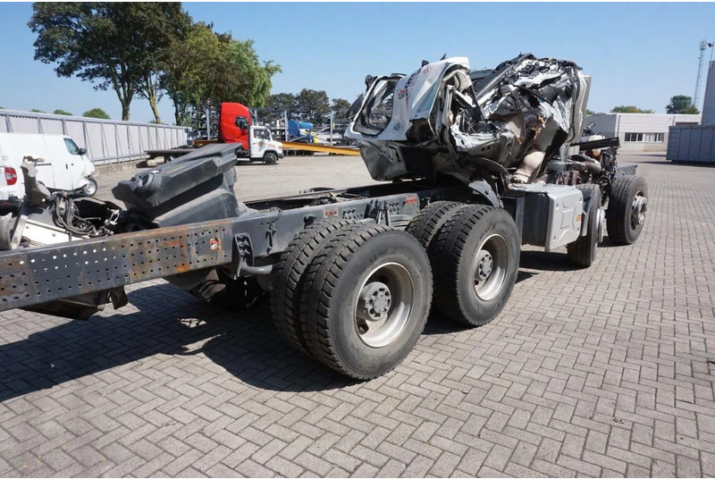 Renault C460 / 8X4 / BIG AXLE / FULL STEEL / 2 X LENKACHSE / EURO-6 / 2022 - Chassi lastbil: bild 4 Renault C460 / 8X4 / BIG AXLE / FULL STEEL / 2 X LENKACHSE / EURO-6 / 2022 - Chassi lastbil: bild 4