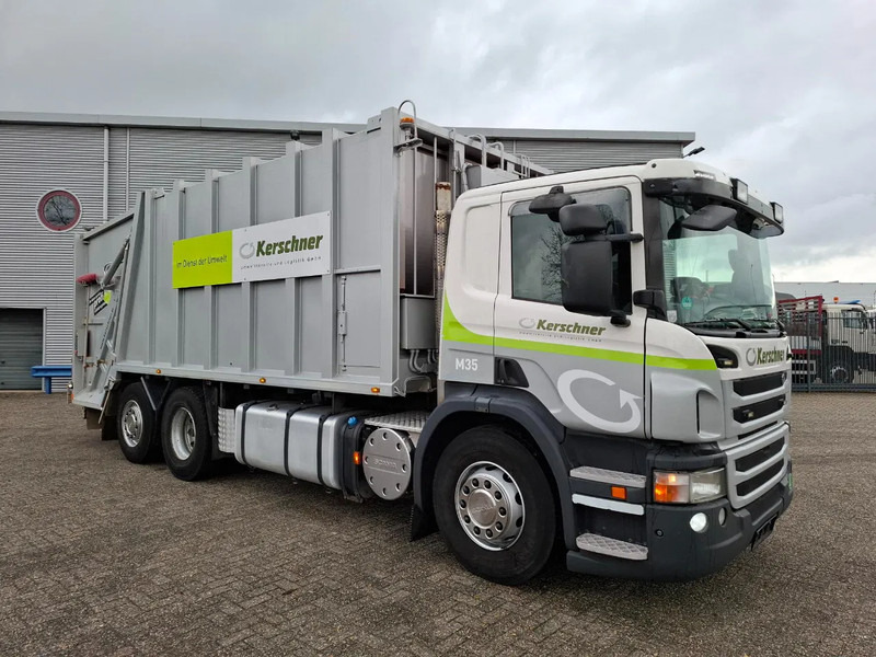 Scania P360 / RETARDER / ONLY:234640 KM / LENKACHSE / AIRCO / WORKING GARBAGE TRUCK / AUTOMATIC / EURO-5 / 2013 - Sopbil: bild 2 Scania P360 / RETARDER / ONLY:234640 KM / LENKACHSE / AIRCO / WORKING GARBAGE TRUCK / AUTOMATIC / EURO-5 / 2013 - Sopbil: bild 2