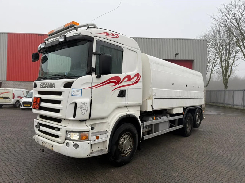 Scania R480 / ENGINE RUNING / RETARDER / 4 COMPARTIMENTS / 18000 LITER TOTAAL / LIFT+LENKACHSE / AUTOMATIC / EURO-5 / 2009 - Tankbil: bild 1 Scania R480 / ENGINE RUNING / RETARDER / 4 COMPARTIMENTS / 18000 LITER TOTAAL / LIFT+LENKACHSE / AUTOMATIC / EURO-5 / 2009 - Tankbil: bild 1