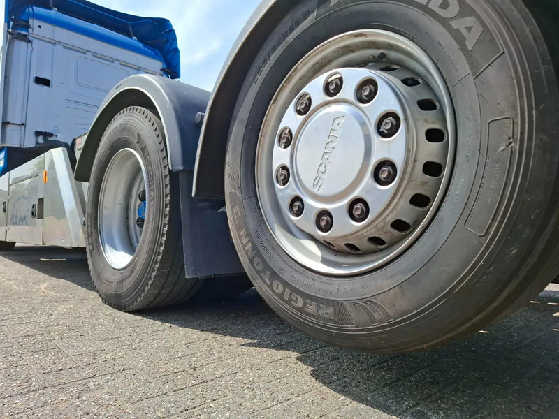 Chassi lastbil Scania R580 V8 / RETARDER / LIFT+LENKACHSE / FULL-AIR / PLATFORM 2000 KG / NAVI / LEATHER / AIRCO / AUTOMATIC / EURO-6 / 2014: bild 10