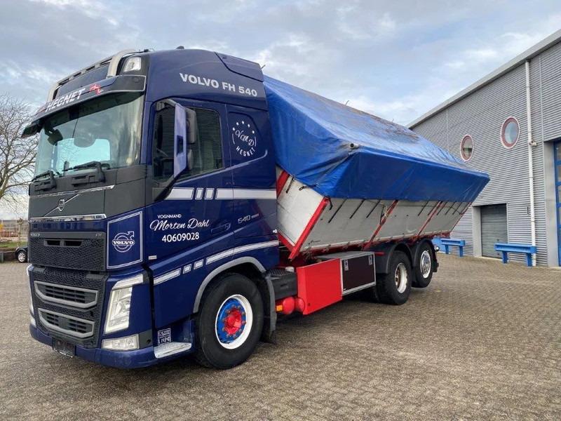 Volvo FH4-540 / VEB+ / ACC / LWDS / 3SIDE TIPPER / DYNAMIC STEERING / LEATHER / FULL-AIR / AUTOMATIC / EURO-6 / 2017 - Tippbil lastbil: bild 2 Volvo FH4-540 / VEB+ / ACC / LWDS / 3SIDE TIPPER / DYNAMIC STEERING / LEATHER / FULL-AIR / AUTOMATIC / EURO-6 / 2017 - Tippbil lastbil: bild 2