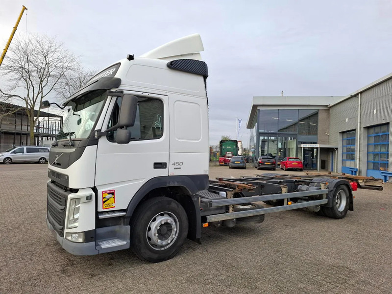 Volvo FM11-450 / VEB / FULL-AIR / 706585 KM / LWDS / AIRCO / BDF SYSTEM / AUTOMATIC / EURO-6 / 2016 - Containerbil/ Växelflak lastbil: bild 1 Volvo FM11-450 / VEB / FULL-AIR / 706585 KM / LWDS / AIRCO / BDF SYSTEM / AUTOMATIC / EURO-6 / 2016 - Containerbil/ Växelflak lastbil: bild 1