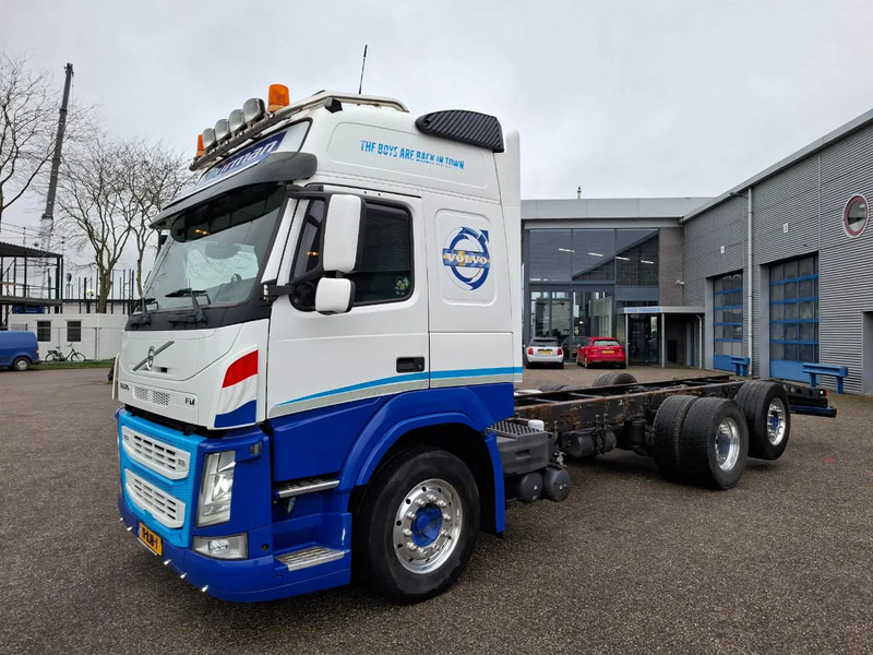 Volvo FM11-460 / NL TRUCK / LIFT+LENKACHSE / ONLY:355342 KM / DYNAMIC STEERING / LWDS / NAVI / ALCOA / TUV:07-01-2026 / INLINER / EURO - Chassi lastbil: bild 1 Volvo FM11-460 / NL TRUCK / LIFT+LENKACHSE / ONLY:355342 KM / DYNAMIC STEERING / LWDS / NAVI / ALCOA / TUV:07-01-2026 / INLINER / EURO - Chassi lastbil: bild 1