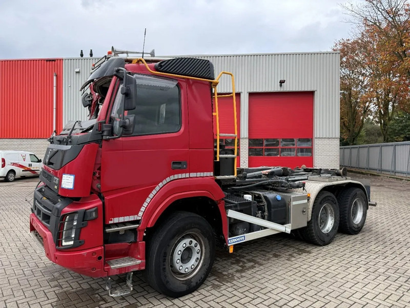Volvo FMX4-500 / ENGINE RUNNING / VEB+ / 6X4 / BIG AXLE / AJK 20 TON HOOKLIFT / ONLY:276433 KM / AUTOMATIC / EURO-6 / 2020 - Lastväxlare lastbil: bild 2 Volvo FMX4-500 / ENGINE RUNNING / VEB+ / 6X4 / BIG AXLE / AJK 20 TON HOOKLIFT / ONLY:276433 KM / AUTOMATIC / EURO-6 / 2020 - Lastväxlare lastbil: bild 2