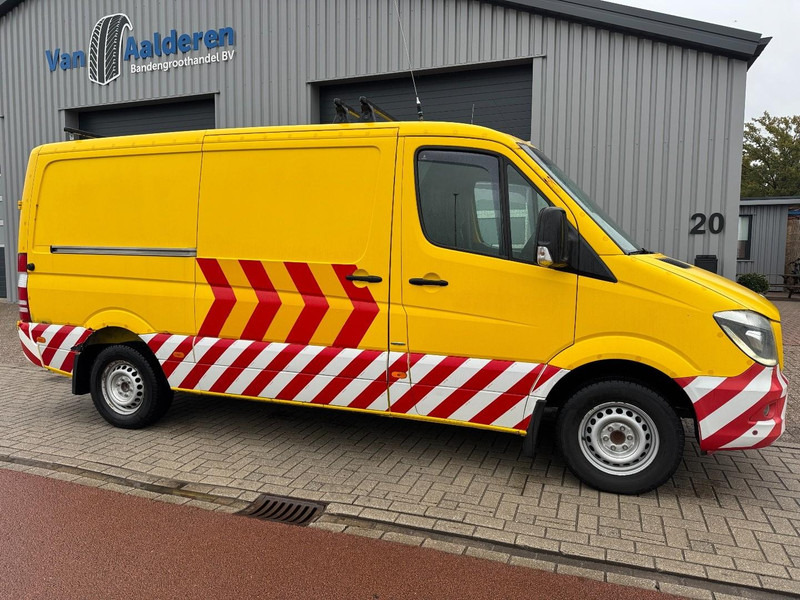 Mercedes-Benz 319 L2/H1 BF3 Begleit-/Convooi-/Begleiding-/Camper - Skåpbil: bild 2 Mercedes-Benz 319 L2/H1 BF3 Begleit-/Convooi-/Begleiding-/Camper - Skåpbil: bild 2