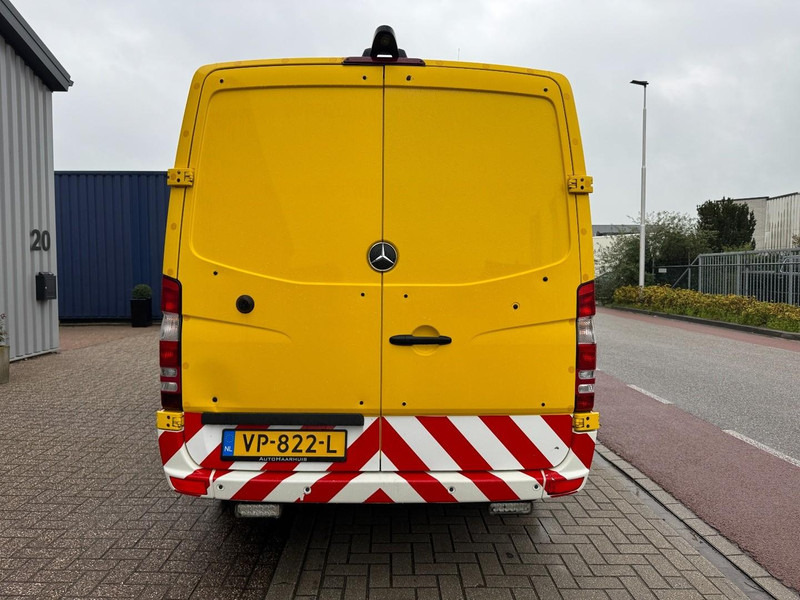 Mercedes-Benz 319 L2/H1 BF3 Begleit-/Convooi-/Begleiding-/Camper - Skåpbil: bild 4 Mercedes-Benz 319 L2/H1 BF3 Begleit-/Convooi-/Begleiding-/Camper - Skåpbil: bild 4