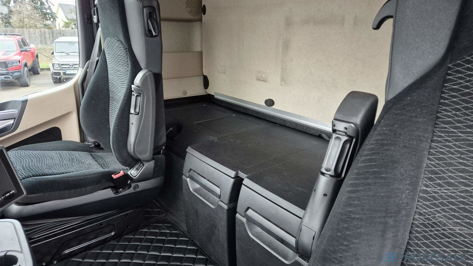 MERCEDES-BENZ ACTROS 1845 LS GIGA EURO 6 - Dragbil: bild 5 MERCEDES-BENZ ACTROS 1845 LS GIGA EURO 6 - Dragbil: bild 5