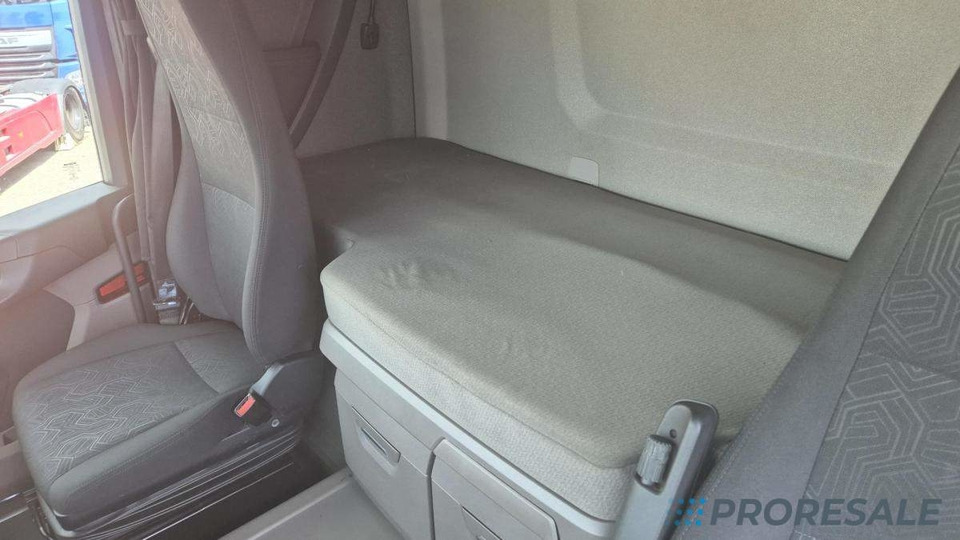 SCANIA R450 N323 LOW DECK EURO 6 - Dragbil: bild 5 SCANIA R450 N323 LOW DECK EURO 6 - Dragbil: bild 5