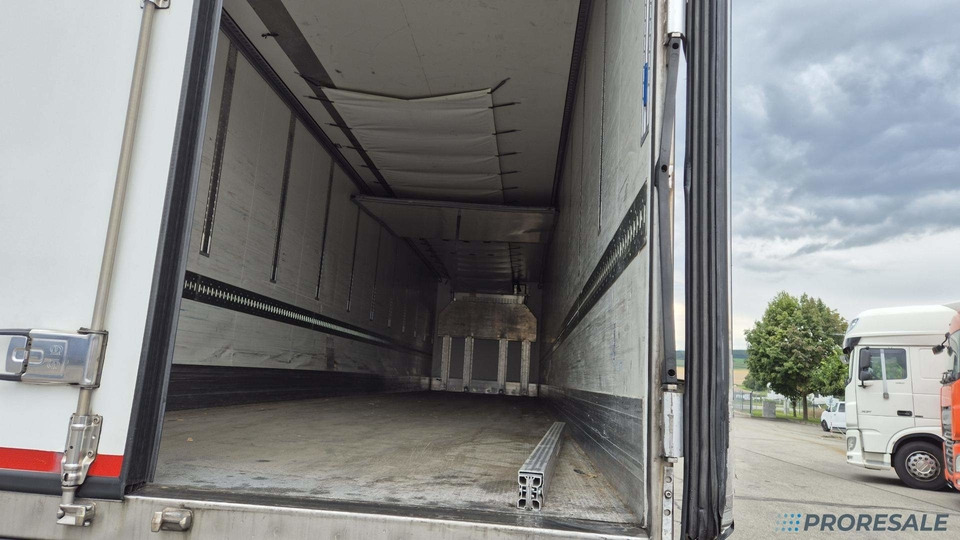 KRONE COOL LINER SD mrazírenský - MULTITEMP - dělící stěna + agregát CARRIER VECTOR 1950 Mt - Kyl/ Frys semitrailer: bild 5 KRONE COOL LINER SD mrazírenský - MULTITEMP - dělící stěna + agregát CARRIER VECTOR 1950 Mt - Kyl/ Frys semitrailer: bild 5