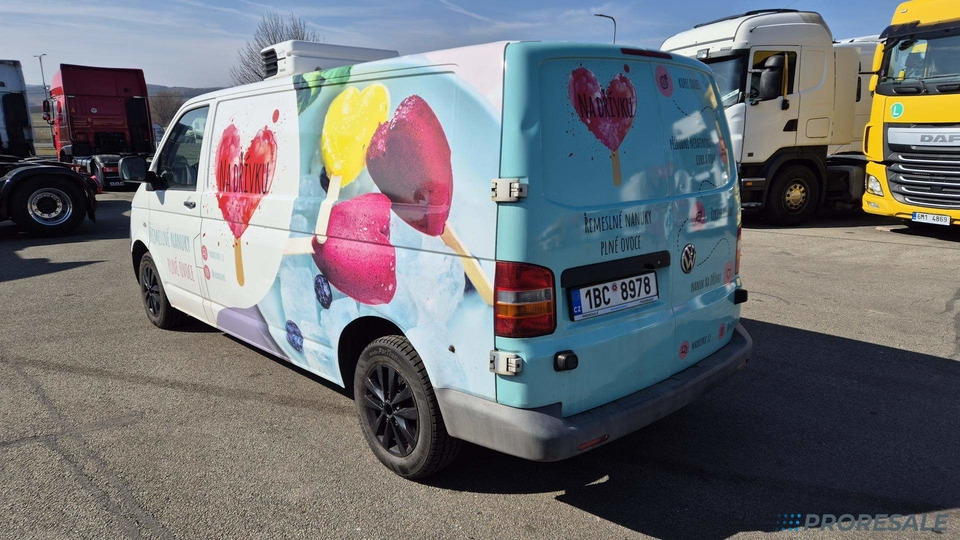 VOLKSWAGEN TRANSPORTER 2.5 TDi - nová mrazírenská vestavba + CARRIER XARIOS 230/12 V - vadný motor - Kylbil: bild 4 VOLKSWAGEN TRANSPORTER 2.5 TDi - nová mrazírenská vestavba + CARRIER XARIOS 230/12 V - vadný motor - Kylbil: bild 4