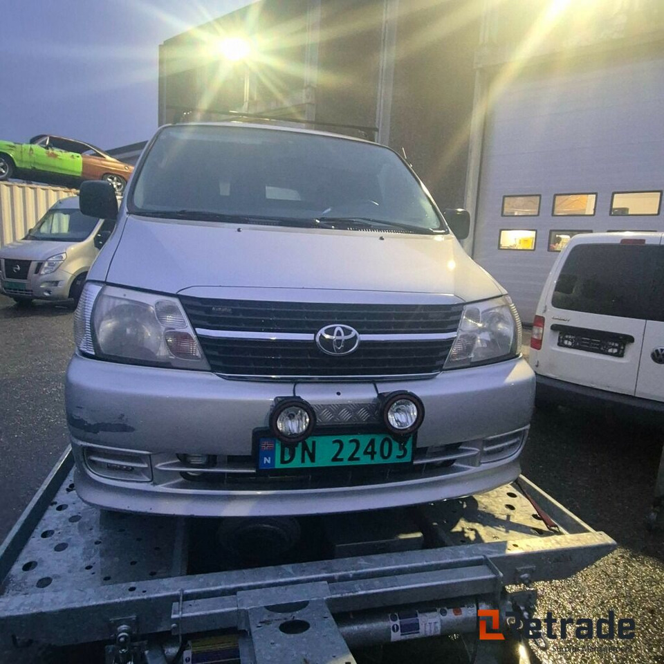 2009mod. TOYOTA HIACE 4WD D4d 4wd - Personbil: bild 1 2009mod. TOYOTA HIACE 4WD D4d 4wd - Personbil: bild 1