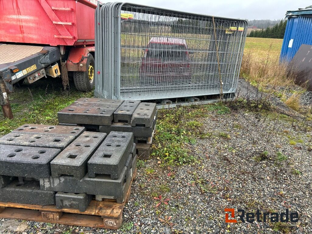 30 stk Bygg gjerder komplett - Entreprenadutrustning: bild 1 30 stk Bygg gjerder komplett - Entreprenadutrustning: bild 1