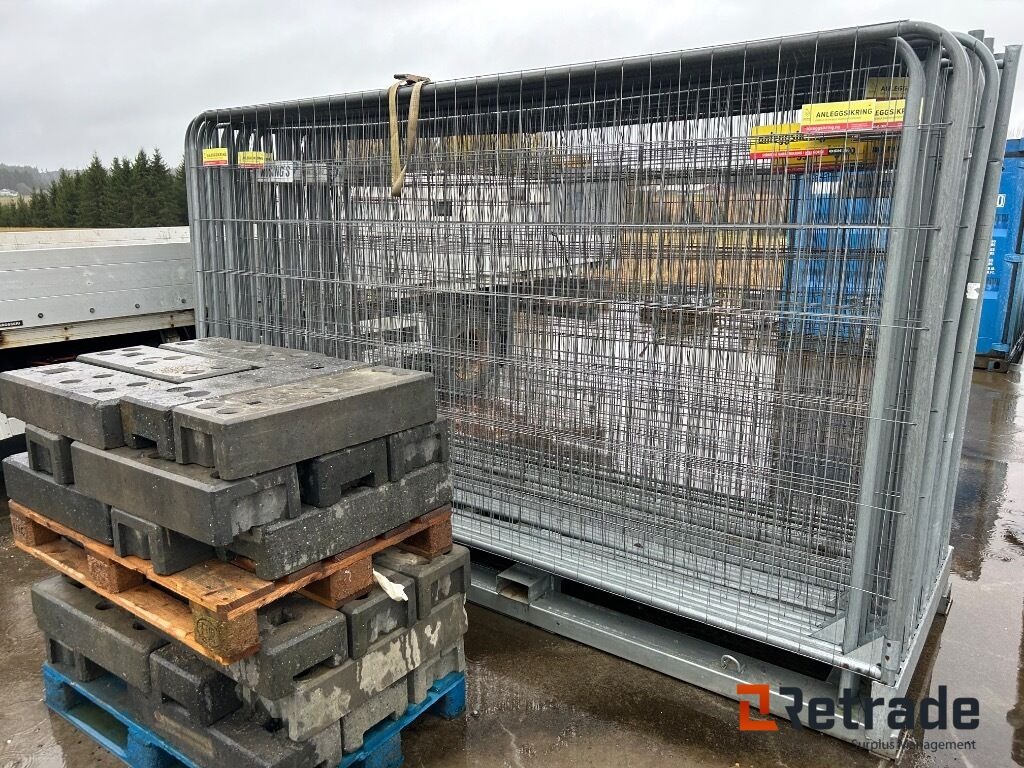 30 stk bygg gjerder Komplett - Entreprenadutrustning: bild 1 30 stk bygg gjerder Komplett - Entreprenadutrustning: bild 1
