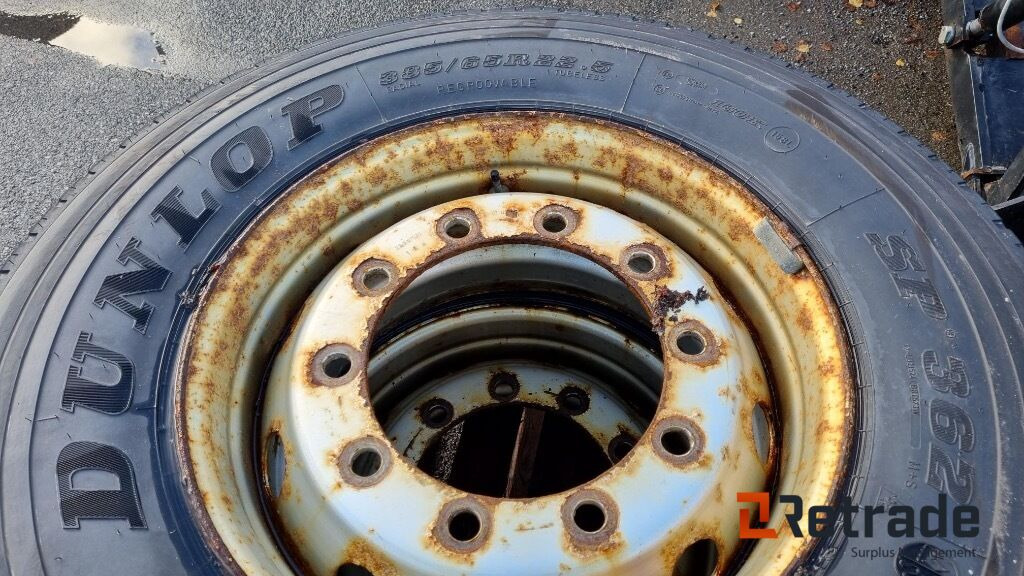 6 stk dekk til lastebil - Entreprenadutrustning: bild 2 6 stk dekk til lastebil - Entreprenadutrustning: bild 2