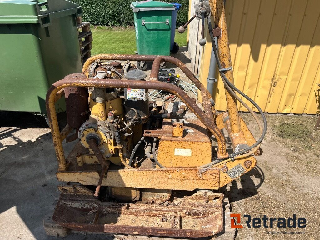 AMMANN DUOMAT pladestamper - Entreprenadutrustning: bild 2 AMMANN DUOMAT pladestamper - Entreprenadutrustning: bild 2