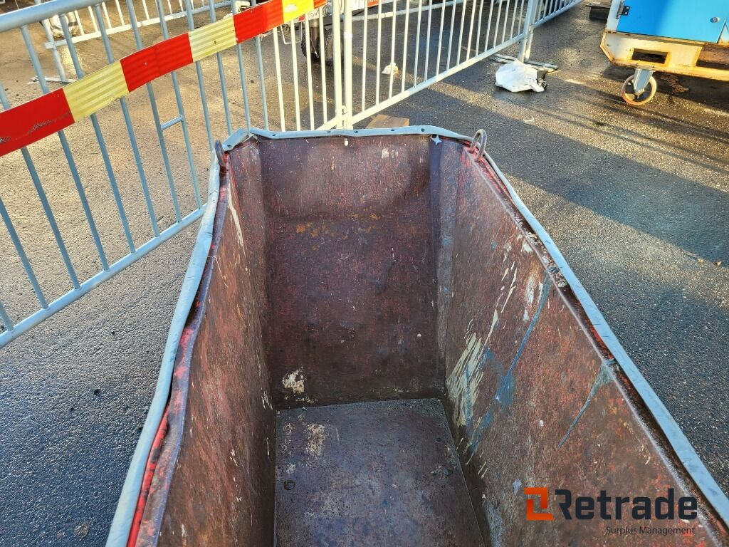 Avfallsvagn Fodervagn Starke Arvid (Inget reservationspris) - Utrustning för uppfödnings: bild 5 Avfallsvagn Fodervagn Starke Arvid (Inget reservationspris) - Utrustning för uppfödnings: bild 5