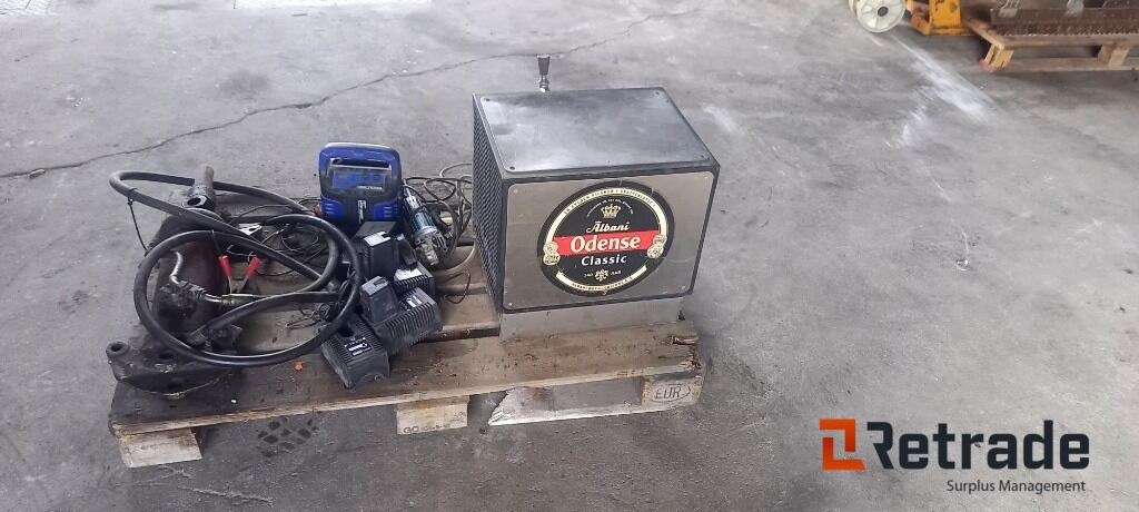 Fadøl Anlæg + El dele + Hydr. hammer - Hydraulisk hammare: bild 1 Fadøl Anlæg + El dele + Hydr. hammer - Hydraulisk hammare: bild 1