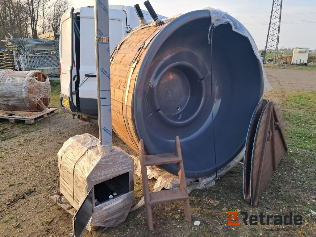 Komplet sæt m. Vildmarksbad, ovn og koldtvandskar fra Cold Hawaii - Verktyg/ Utrustning: bild 1 Komplet sæt m. Vildmarksbad, ovn og koldtvandskar fra Cold Hawaii - Verktyg/ Utrustning: bild 1