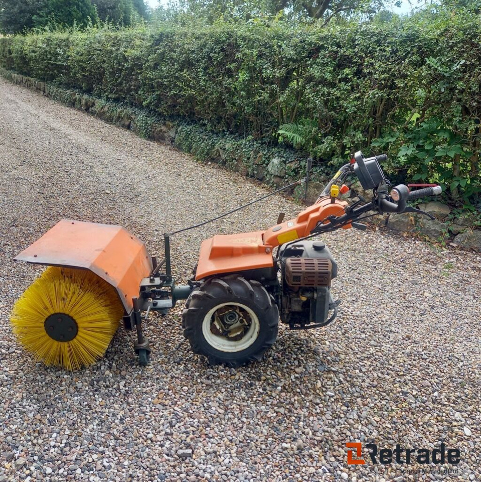 Goldoni FC85 DF Redskabsbærer / 2 hjulet traktor. - Lantbruksmaskiner: bild 5 Goldoni FC85 DF Redskabsbærer / 2 hjulet traktor. - Lantbruksmaskiner: bild 5