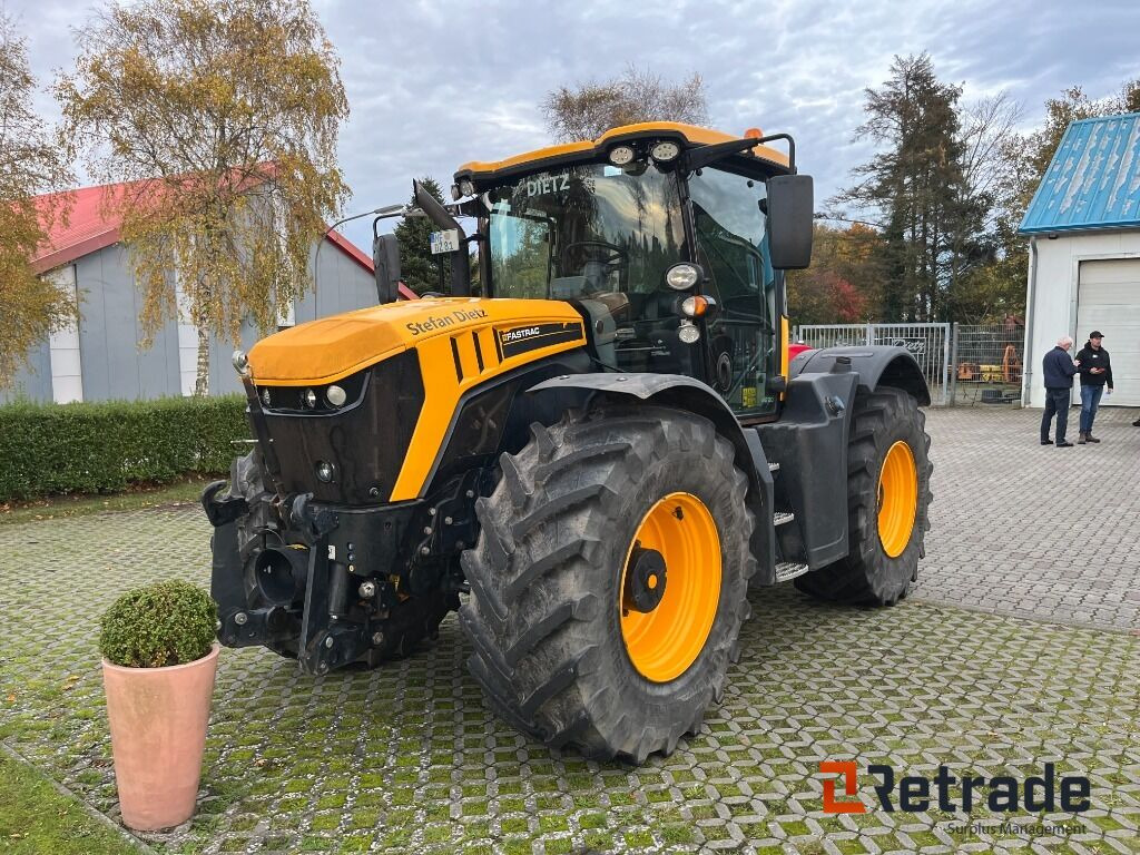 Traktor JCB Fasttrac 4220 serie 4 - Lantbruksmaskiner: bild 1 Traktor JCB Fasttrac 4220 serie 4 - Lantbruksmaskiner: bild 1