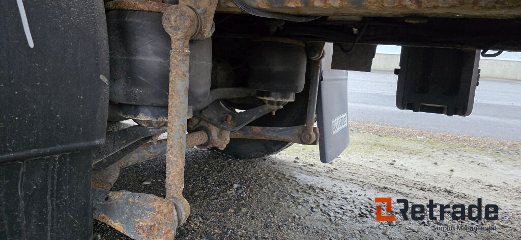 Lastbil med skåp Lastbil Volvo FM 440 6X2: bild 10 Lastbil med skåp Lastbil Volvo FM 440 6X2: bild 10