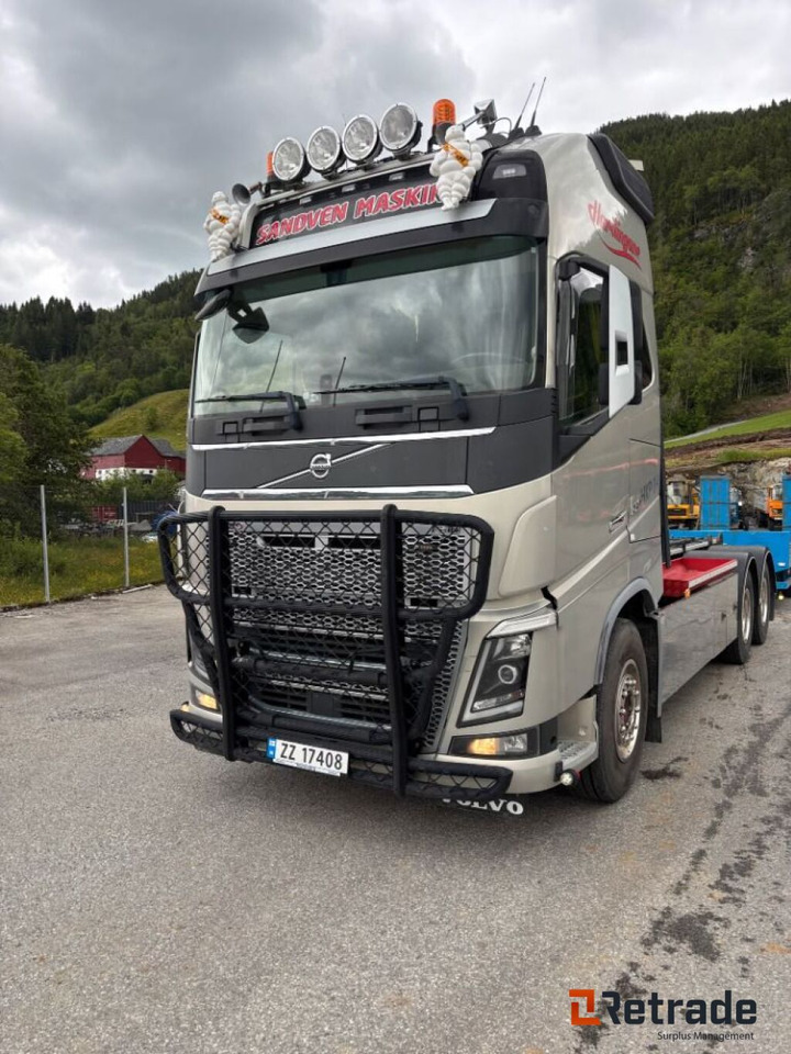 Lastebil VOLVO FH 16 750 - Lastväxlare lastbil: bild 1 Lastebil VOLVO FH 16 750 - Lastväxlare lastbil: bild 1