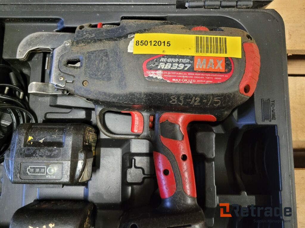 Najmaskin MAX RB398 - Entreprenadutrustning: bild 2 Najmaskin MAX RB398 - Entreprenadutrustning: bild 2